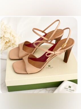 True vintage Y2K Kate Spade 2000s Italian-made designer heels bow detail